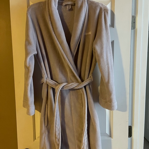 Calvin Klein long fleece grey robe🖤♥️ - Picture 7 of 8